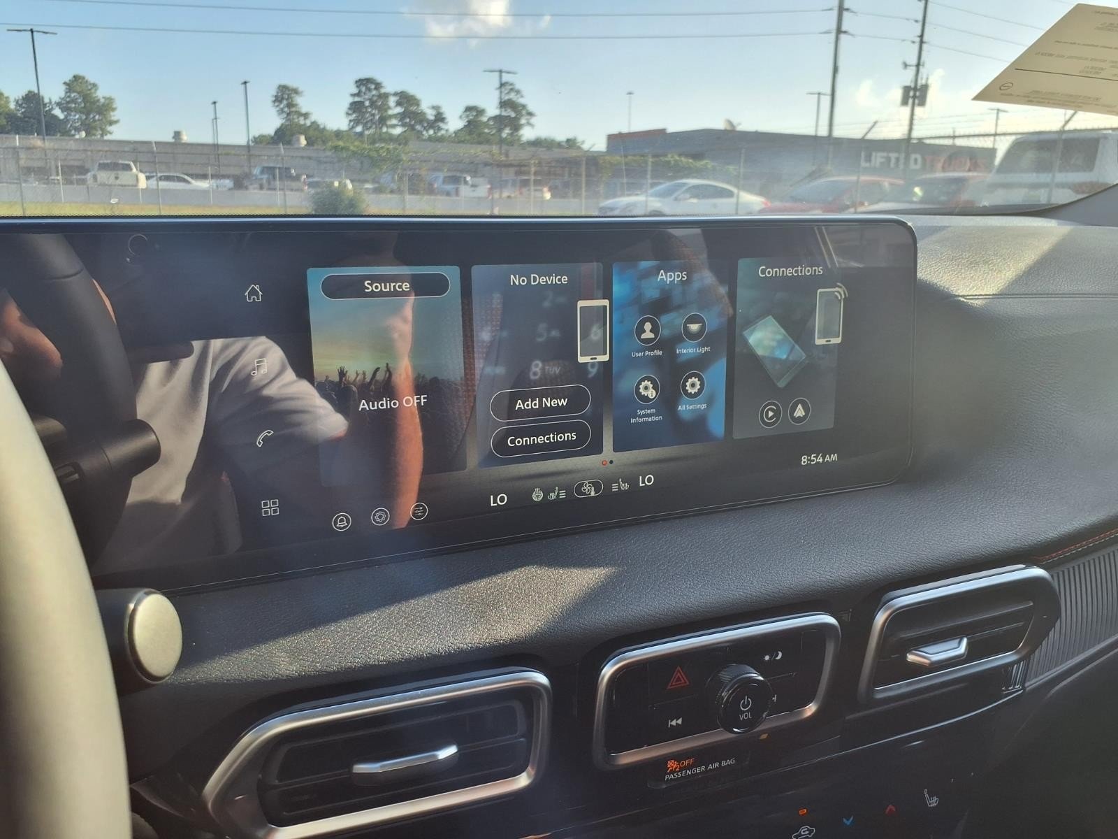 2027 Nissan Sentra photo 19 of 24