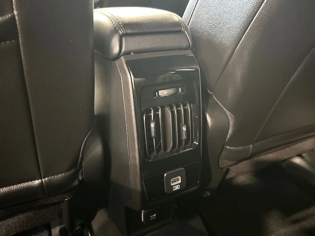 Used 2023 Silver Jeep Limited image 30