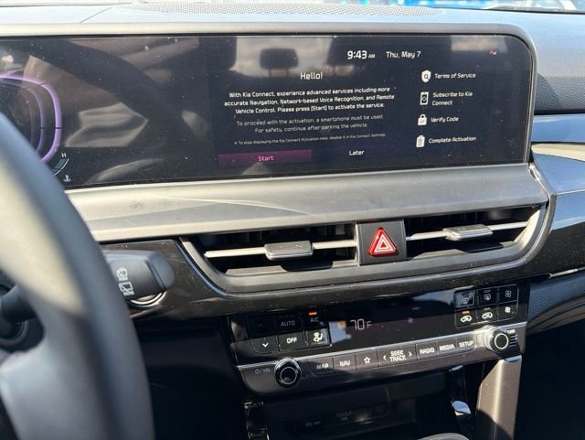 New 2026 Snow White Pearl Kia S image 18