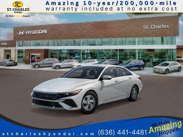 New 2026 White Hyundai SE image 18