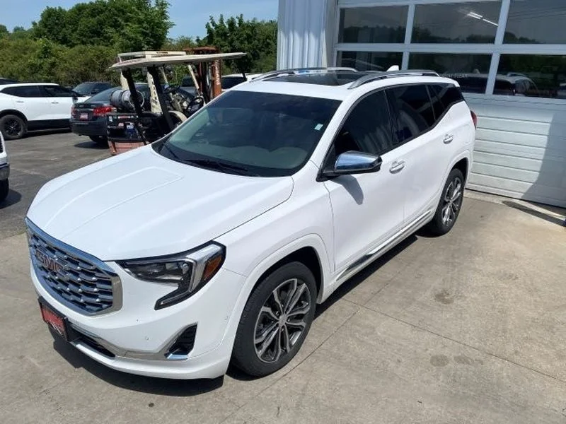 2018 GMC Terrain Denali AWD's photo