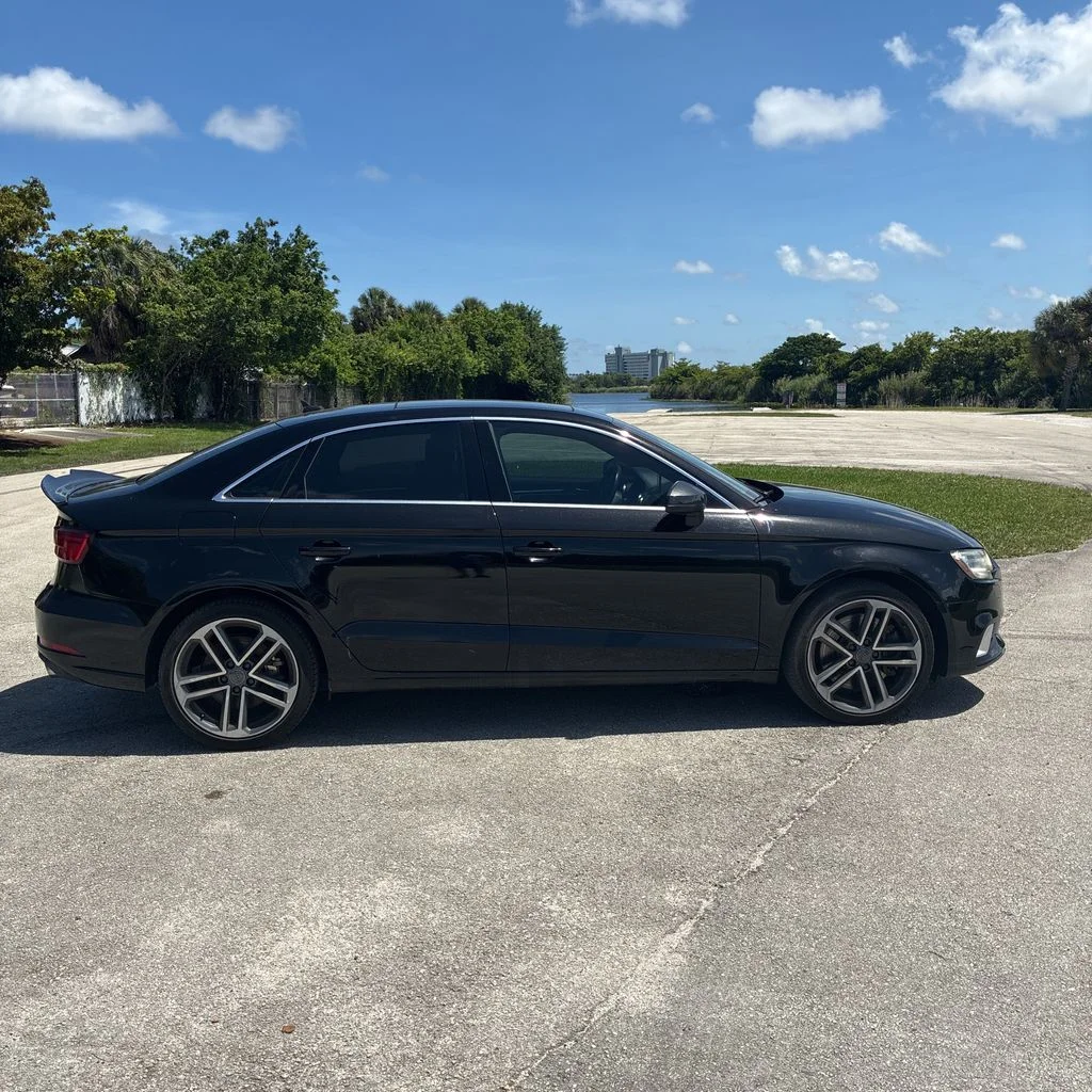 Used 2019 Brilliant Black Audi 2.0T Premium image 2