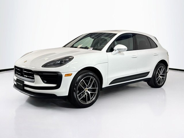 2025 Porsche Macan 