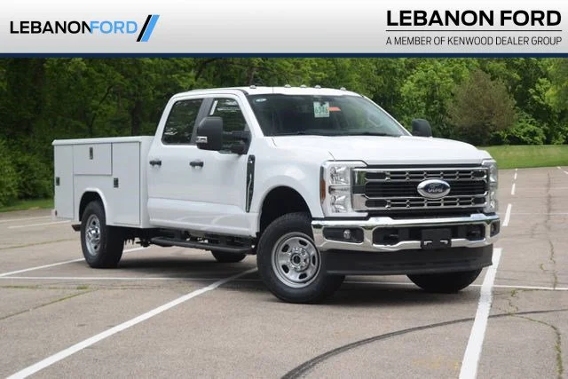 2026 Ford F-350 XL 4x4 Crew Cab 179-In SRW's photo