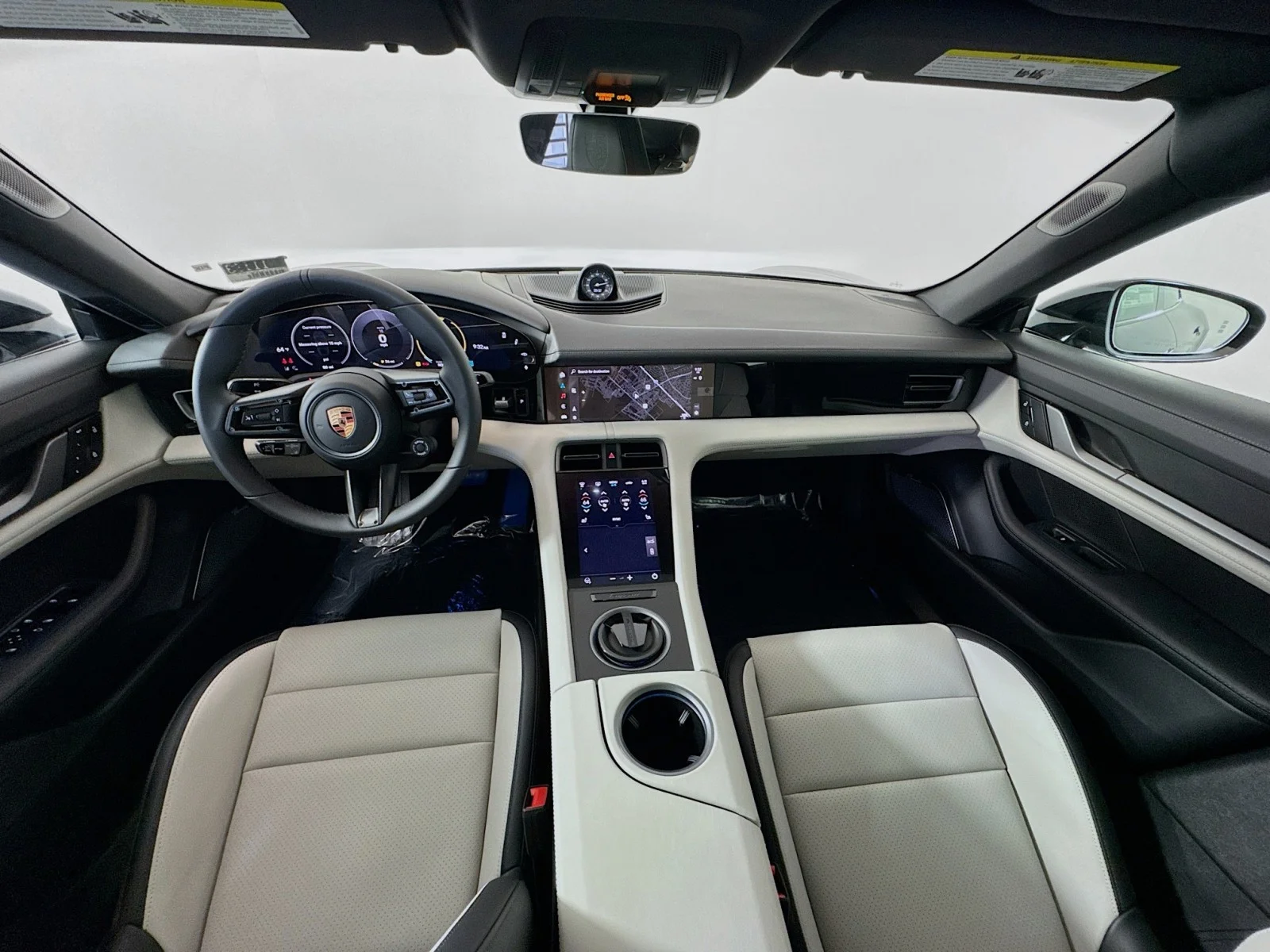 2025 Porsche Taycan S - Photo 20