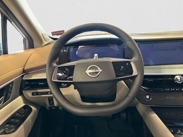 New 2026 Gold Nissan Platinum image 12