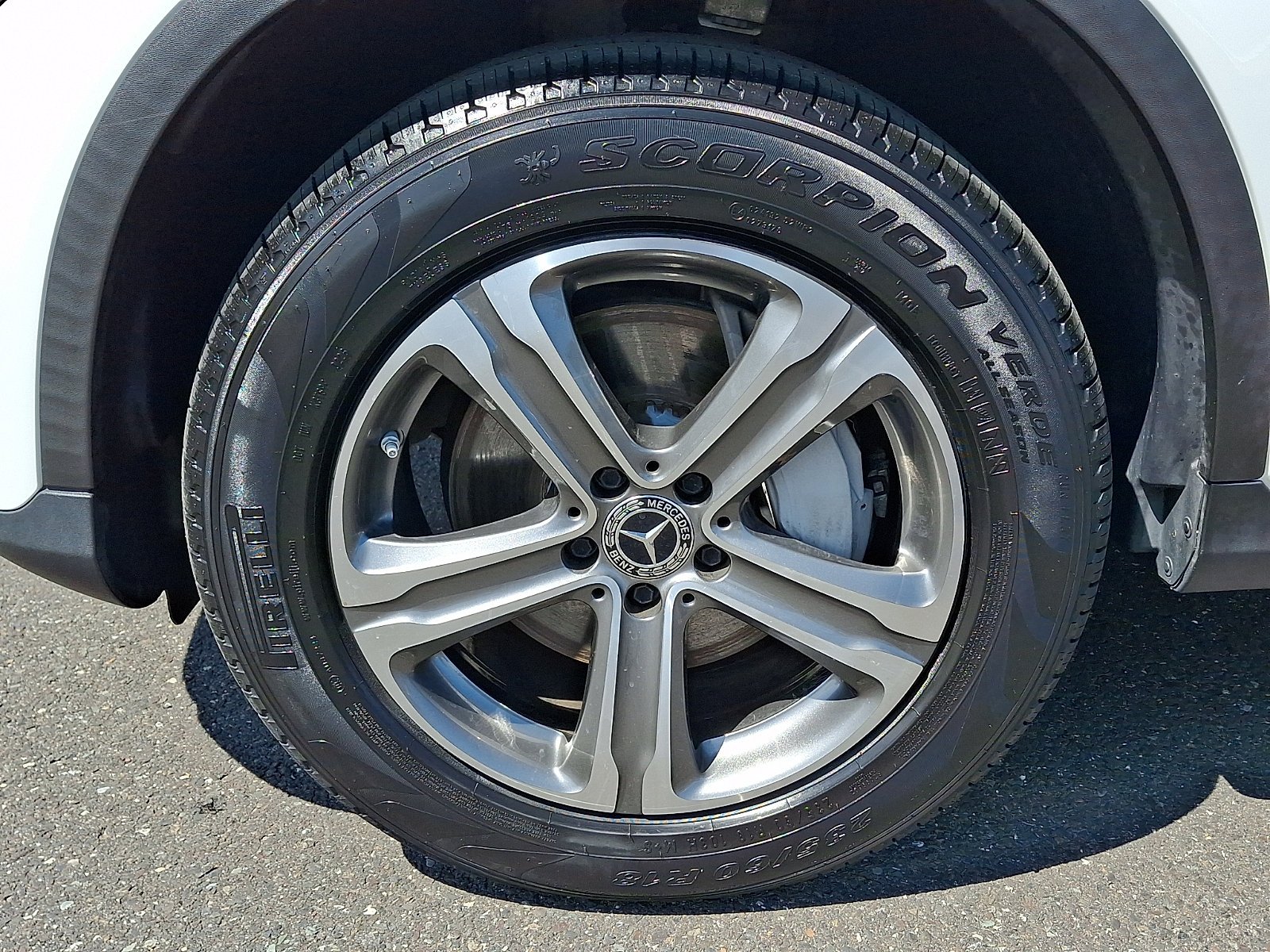 Certified Used 2022 Polar White   149 Mercedes-Benz GLC 300 image 8