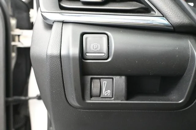 Certified Used 2023 White Cadillac V-Series image 32