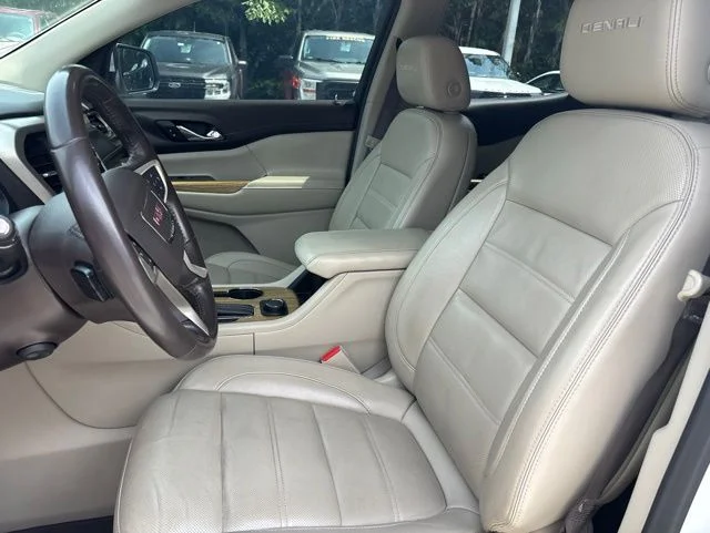 Used 2019 White GMC Denali image 6