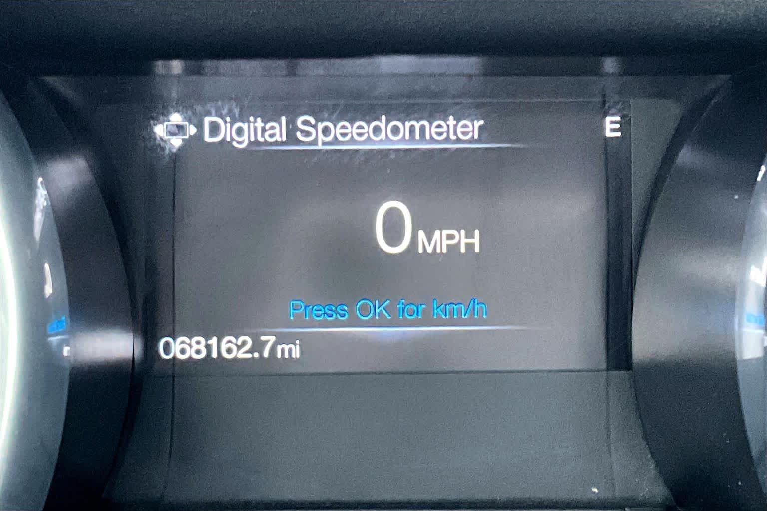 Used 2019 Magnetic Metallic Ford GT image 22