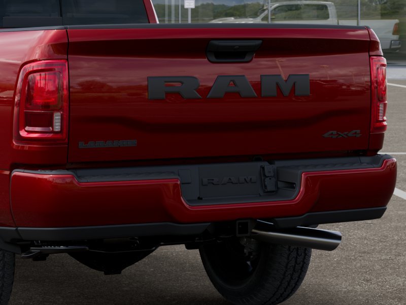 New 2026 Molten Red Pearl-Coat Exterior Paint RAM Laramie image 40