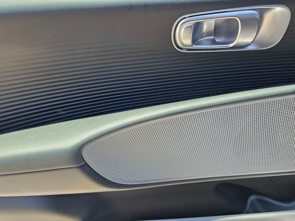 2024 Hyundai IONIQ 6 SE - Photo 22