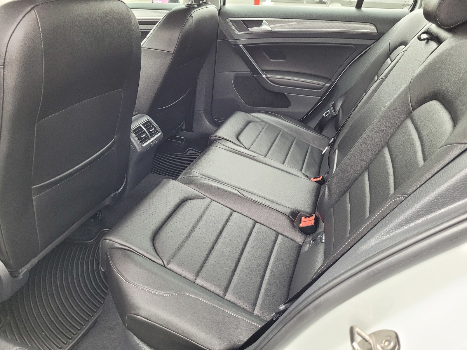 Used 2017 White Volkswagen TSI SEL image 22