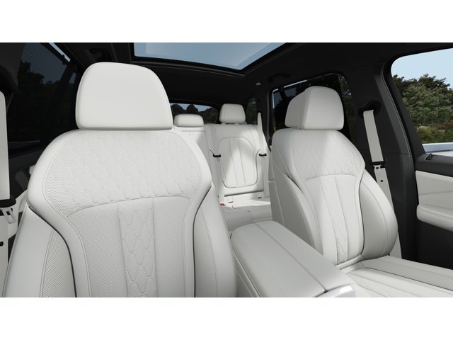 New 2026 Black Sapphire Metallic BMW X5 M60i image 11