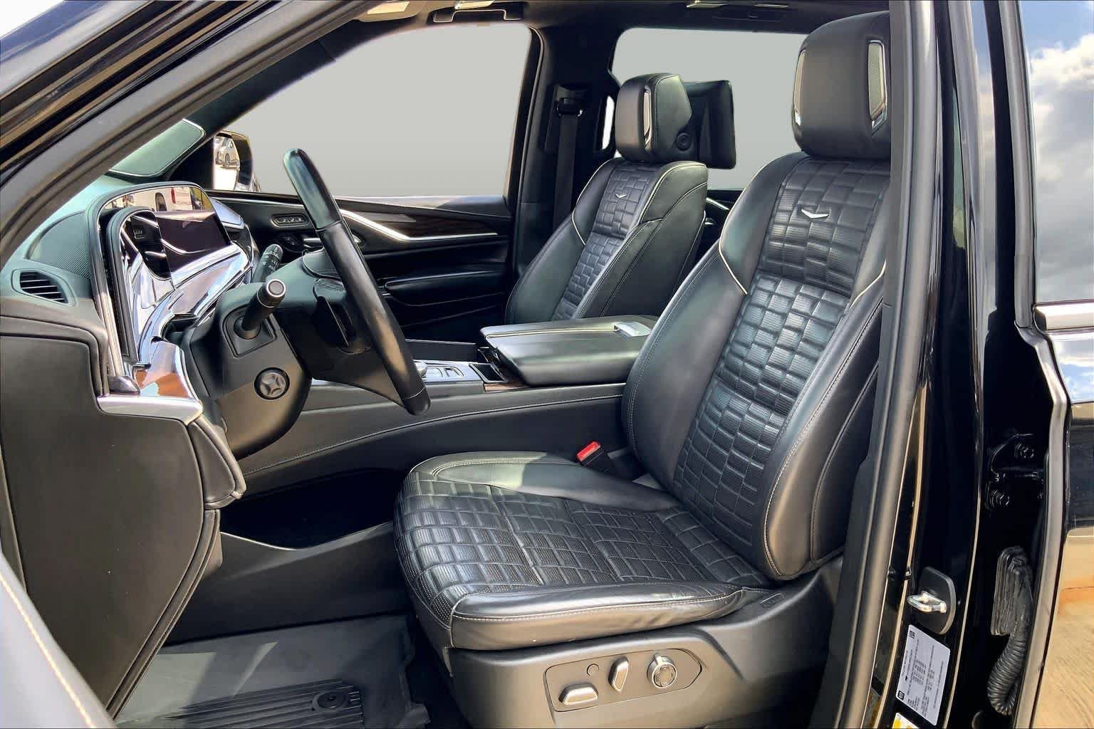 Used 2023 Black Raven Cadillac RWD Sport Platinum image 8