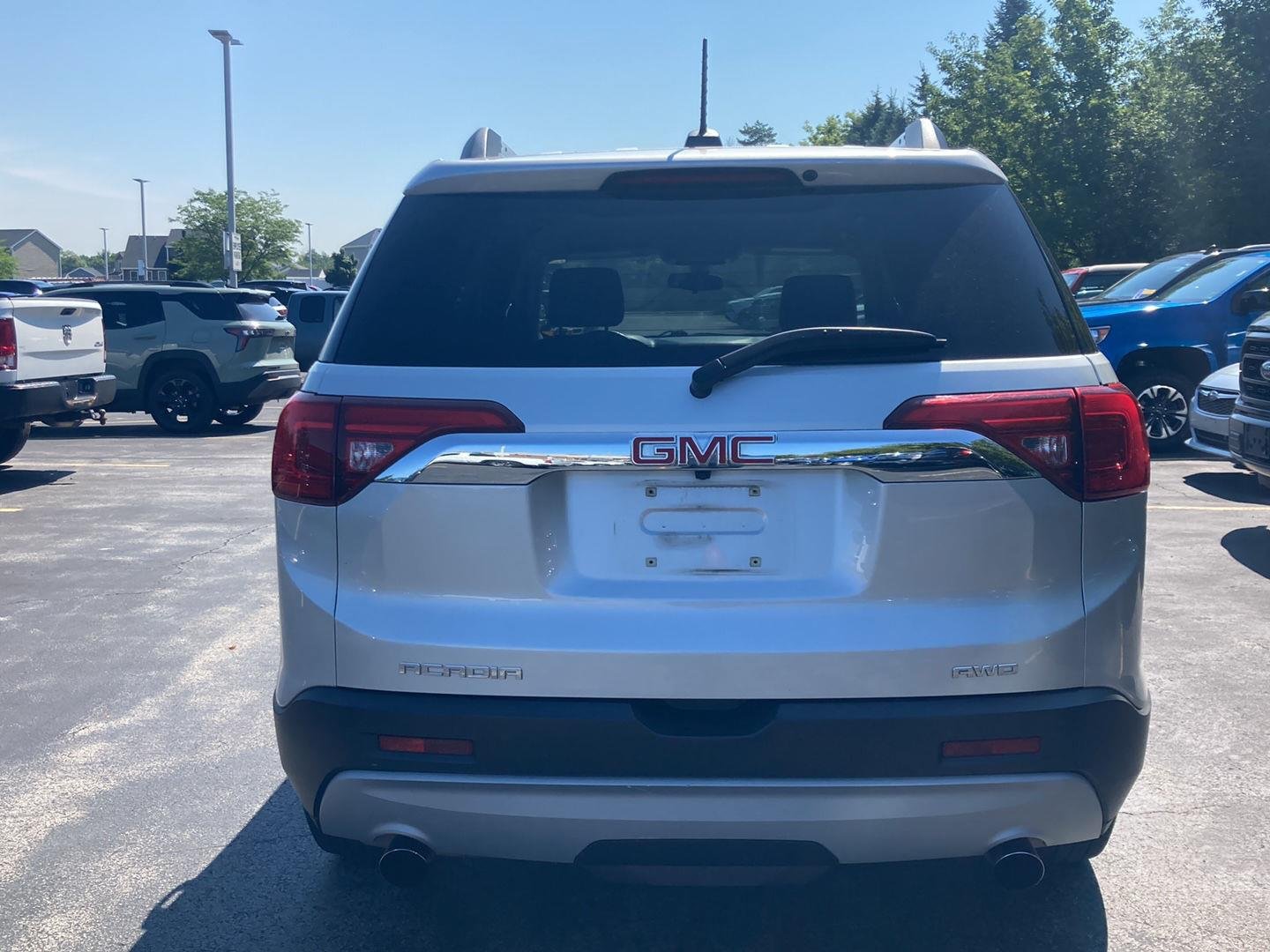 Used 2019  GMC SLE-2 image 6