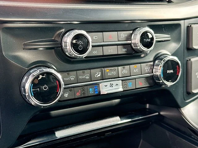 Used 2025 Black Ford Lariat image 16