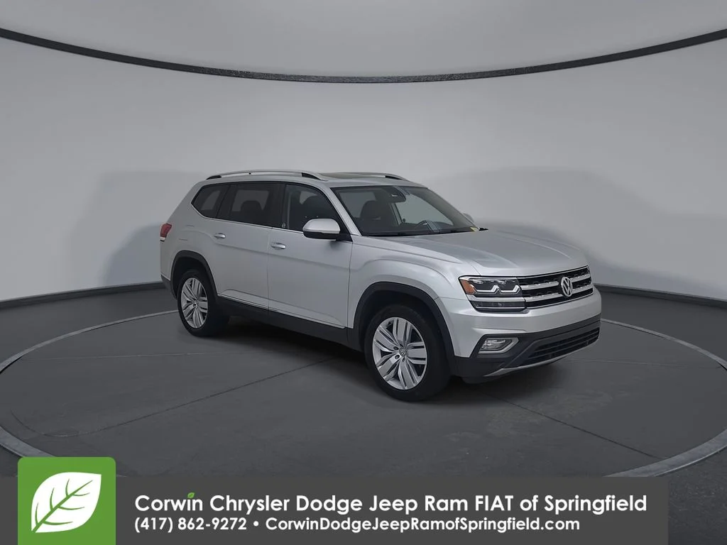 Used 2019  Volkswagen SEL image 3