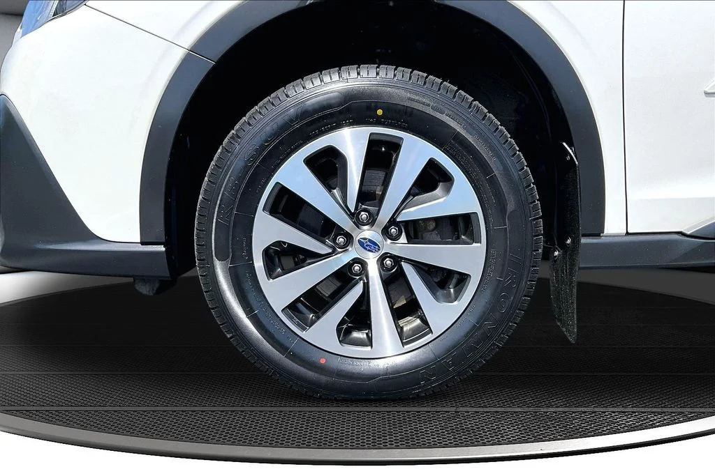 Certified Used 2022 White Subaru Premium image 34