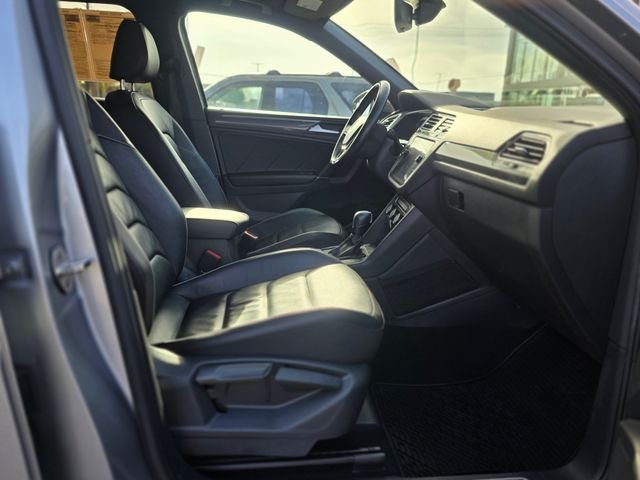 Used 2020 Silver Volkswagen 2.0T SEL Premium R-Line image 10