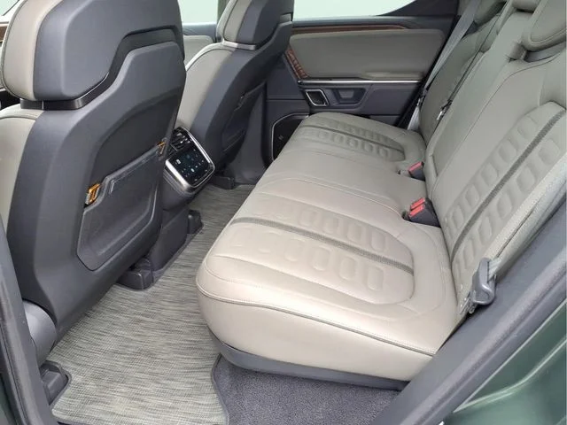 Used 2023 Green Rivian Adventure image 16