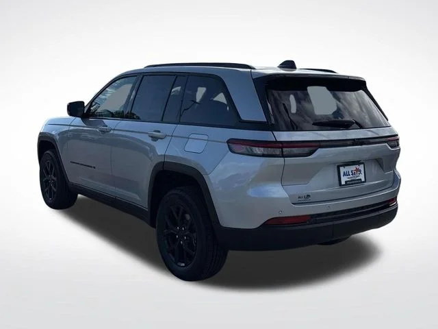 New 2025 Silver Jeep Altitude X image 5