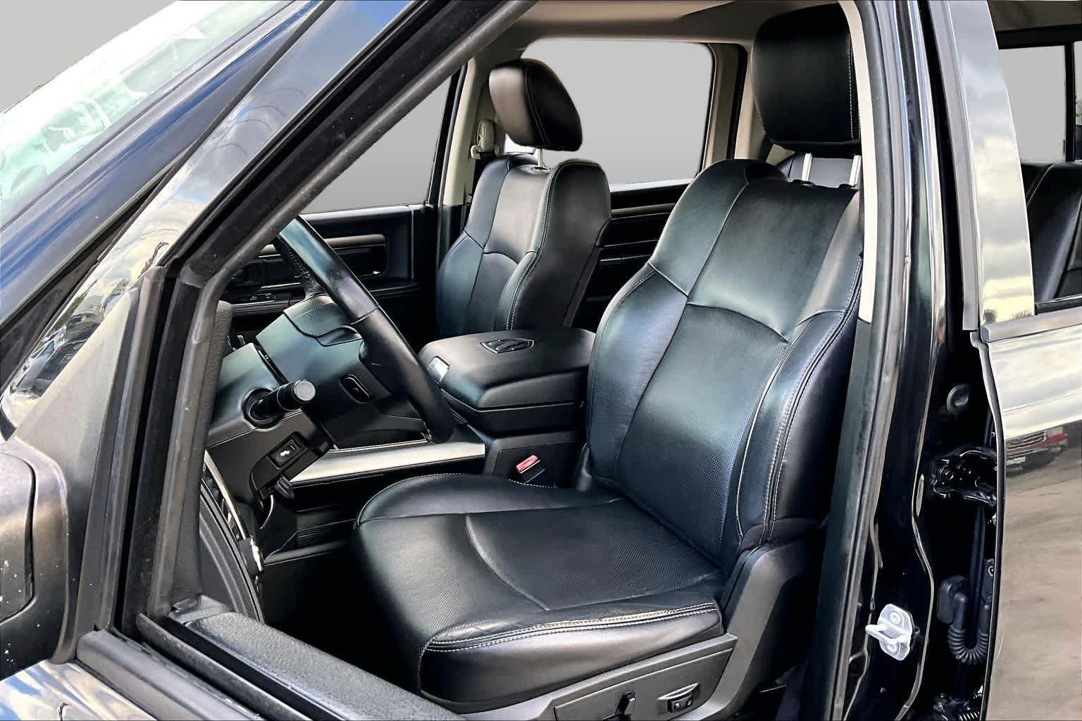 Used 2017 Brilliant Black Crystal Pearlcoat Ram Sport image 8