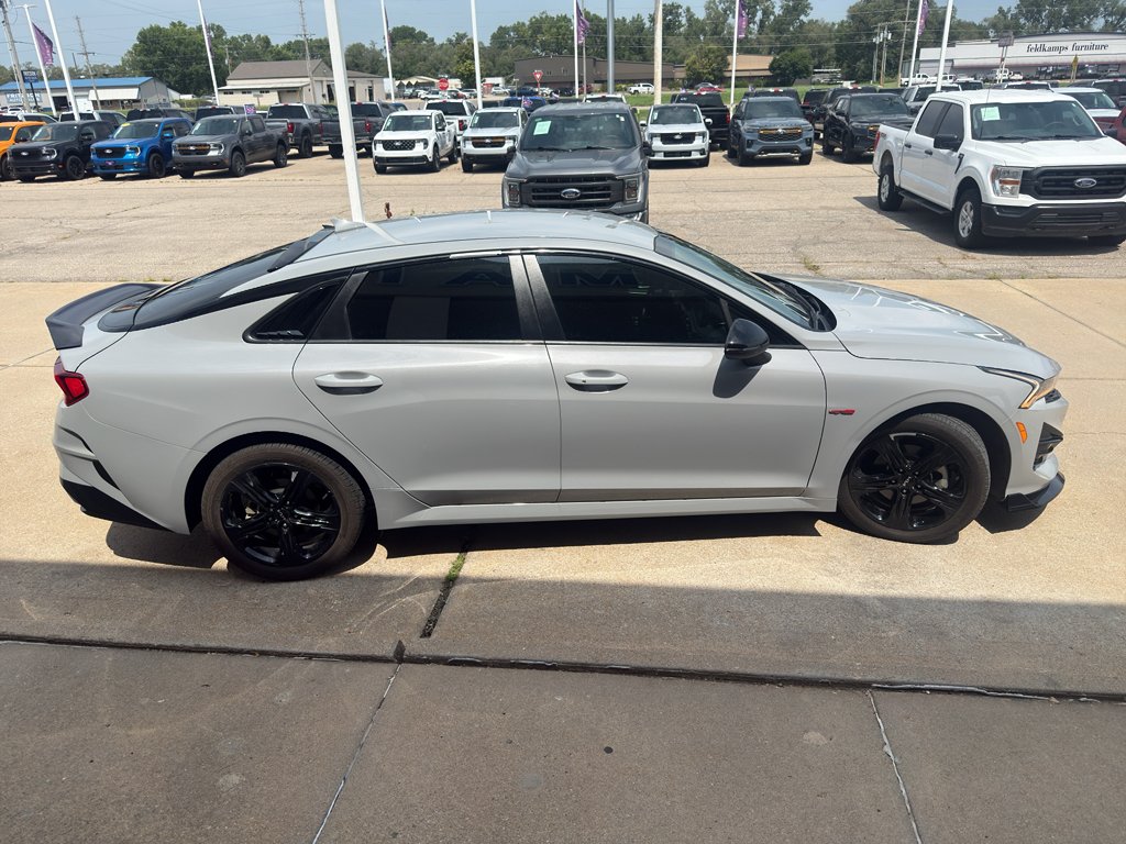 Used 2023 Wolf Gray Kia GT-Line image 5