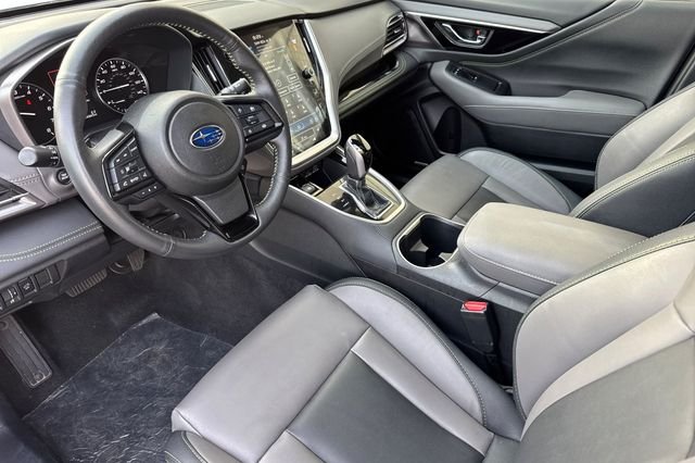 Used 2025 White Subaru Onyx Edition image 11