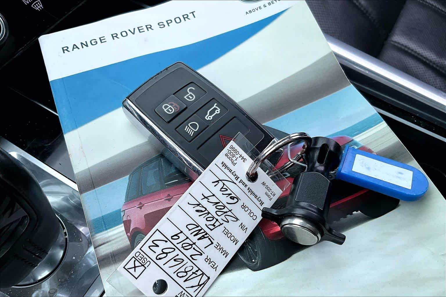 Used 2019 Corris Gray Metallic Land Rover Dynamic image 15