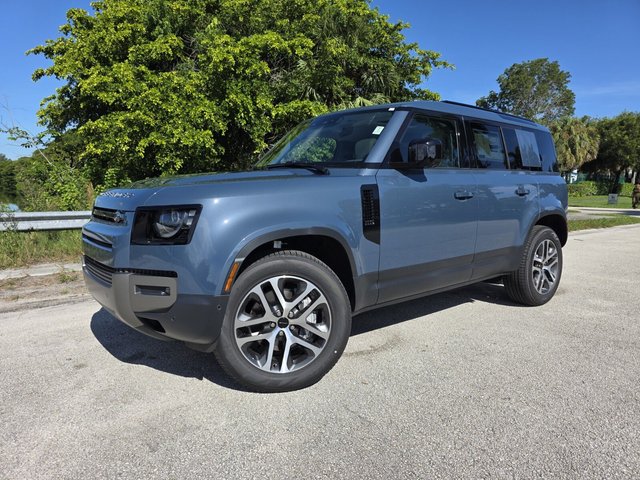 2026 Land Rover Defender 110 S