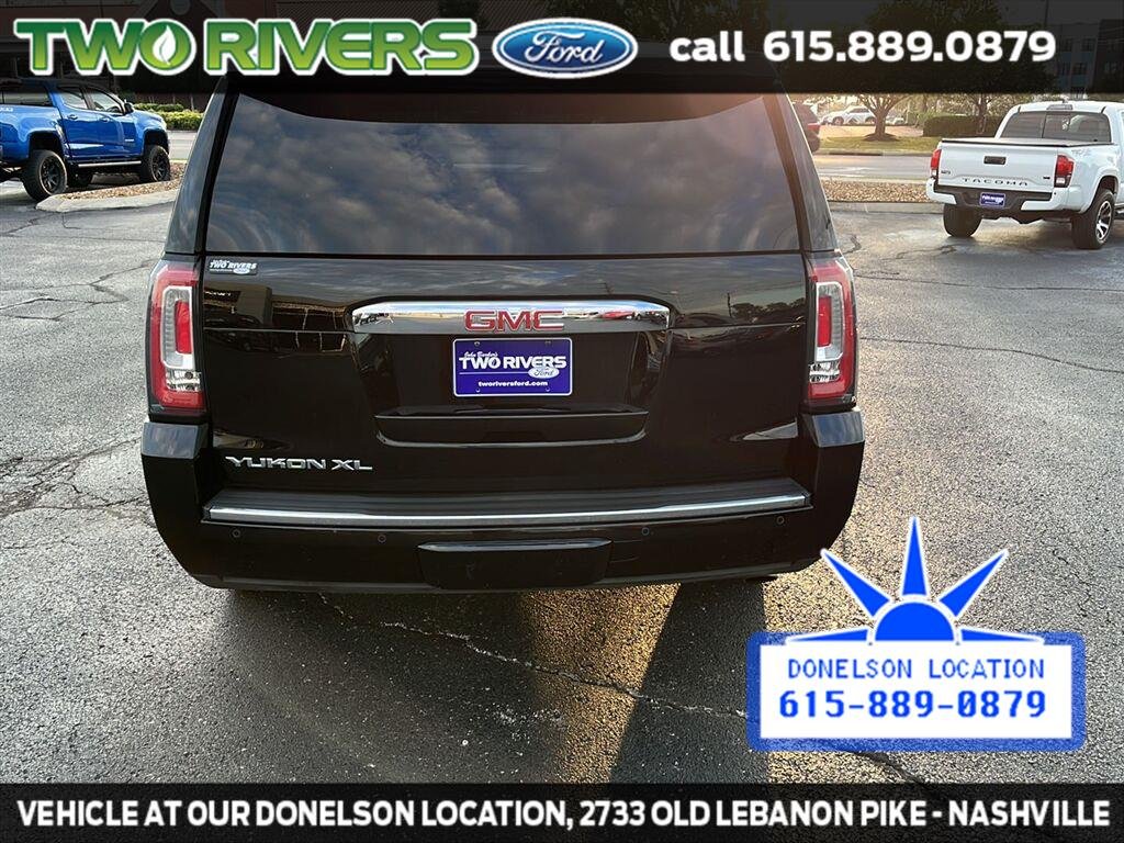 Used 2017 Onyx Black GMC Denali image 9