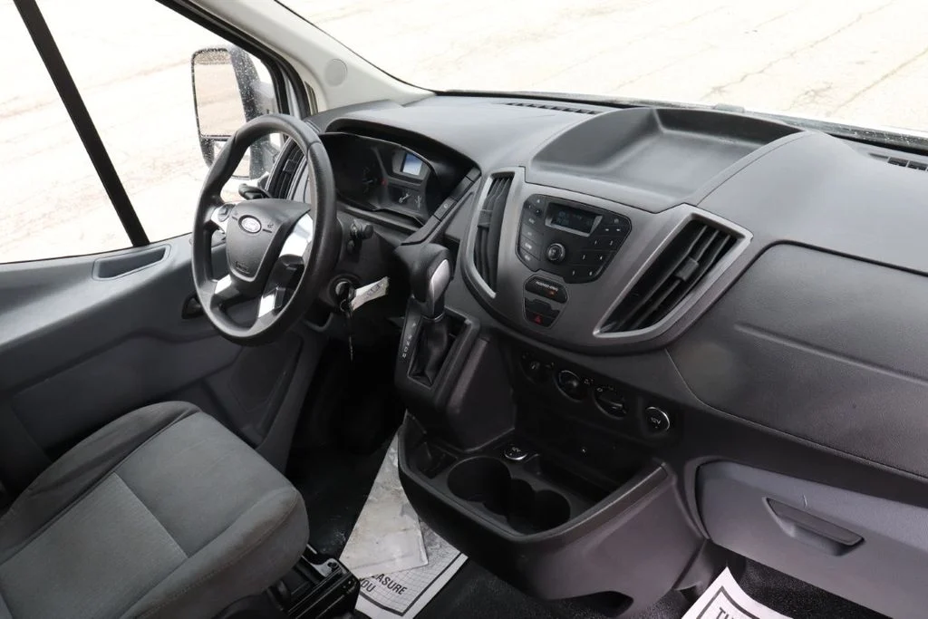Used 2015 White Ford Base image 12