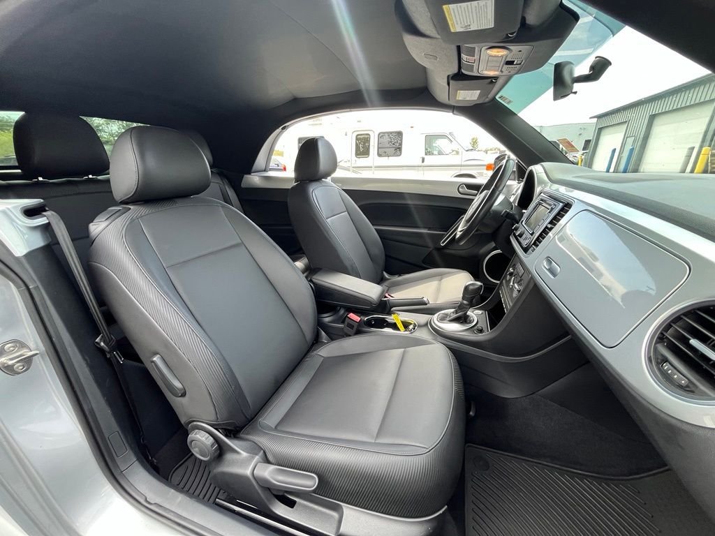 Used 2015 Silver Volkswagen 1.8T image 21