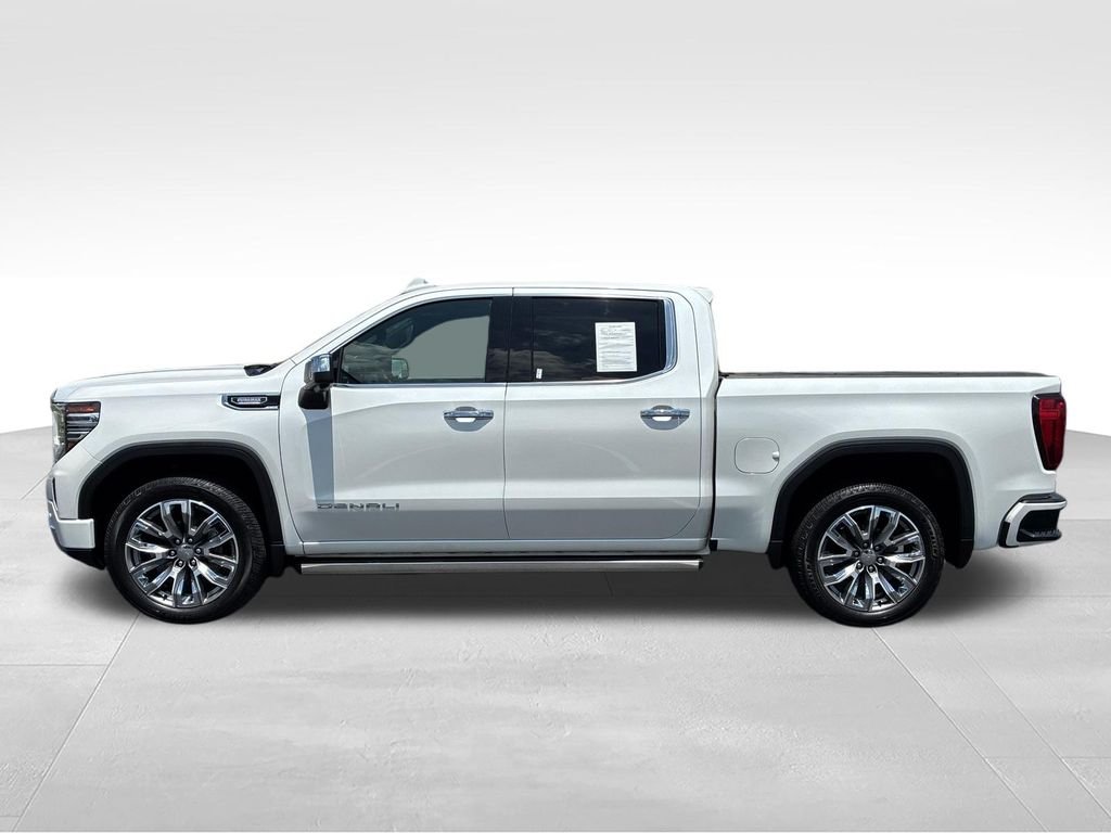Used 2023 White GMC Denali image 2