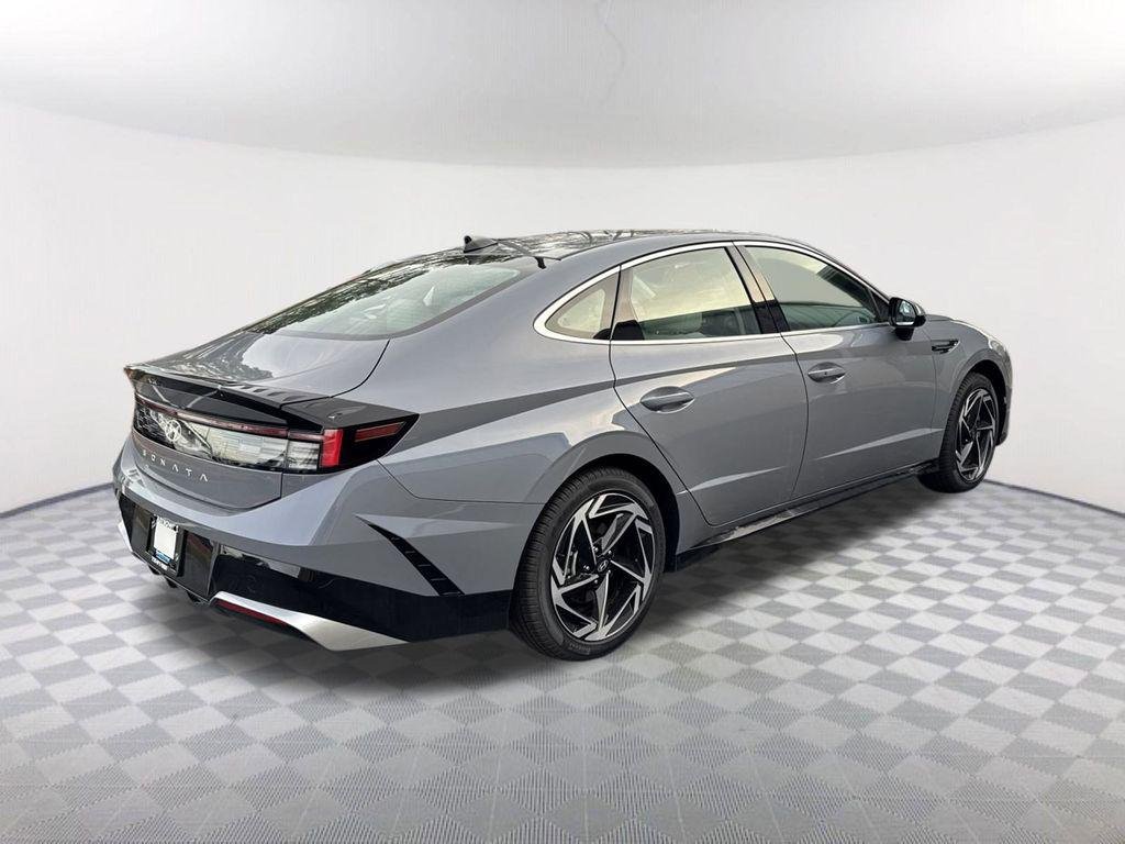 New 2026 Blue Hyundai SEL Sport image 5
