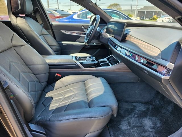 Certified Used 2023 Black BMW xDrive60 image 11