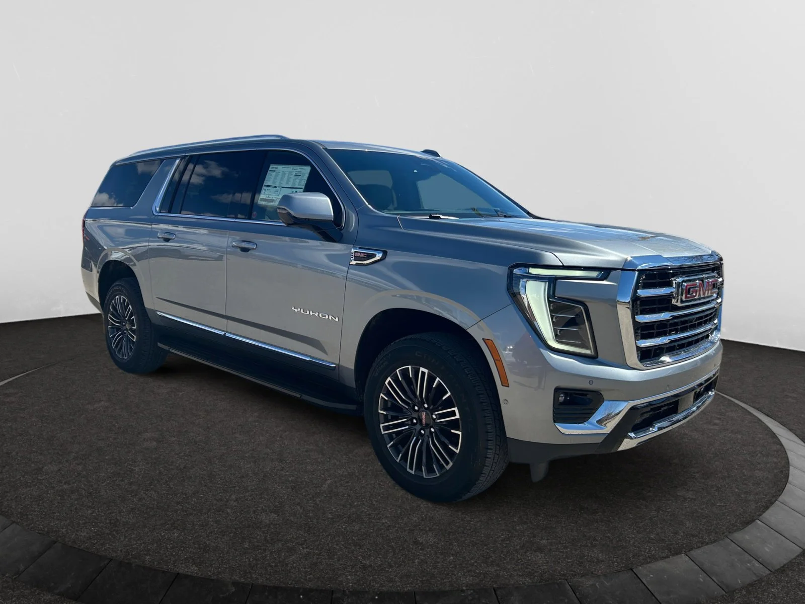New 2026 Sterling Metallic GMC Elevation image 7