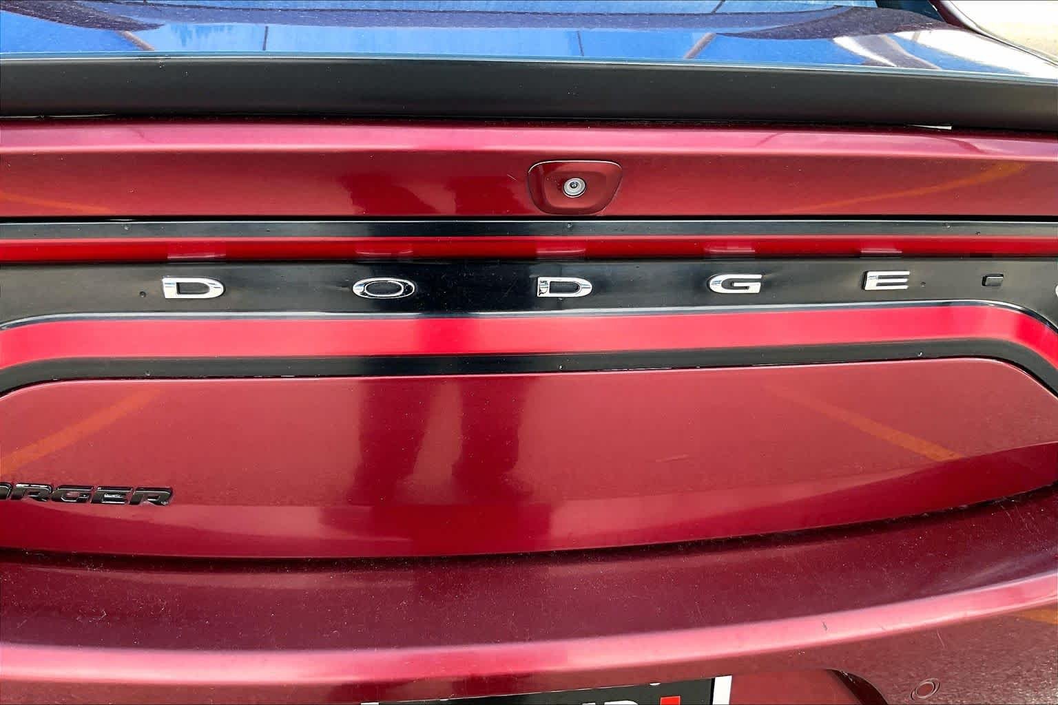 Used 2019 Octane Red Pearlcoat Dodge SXT image 31