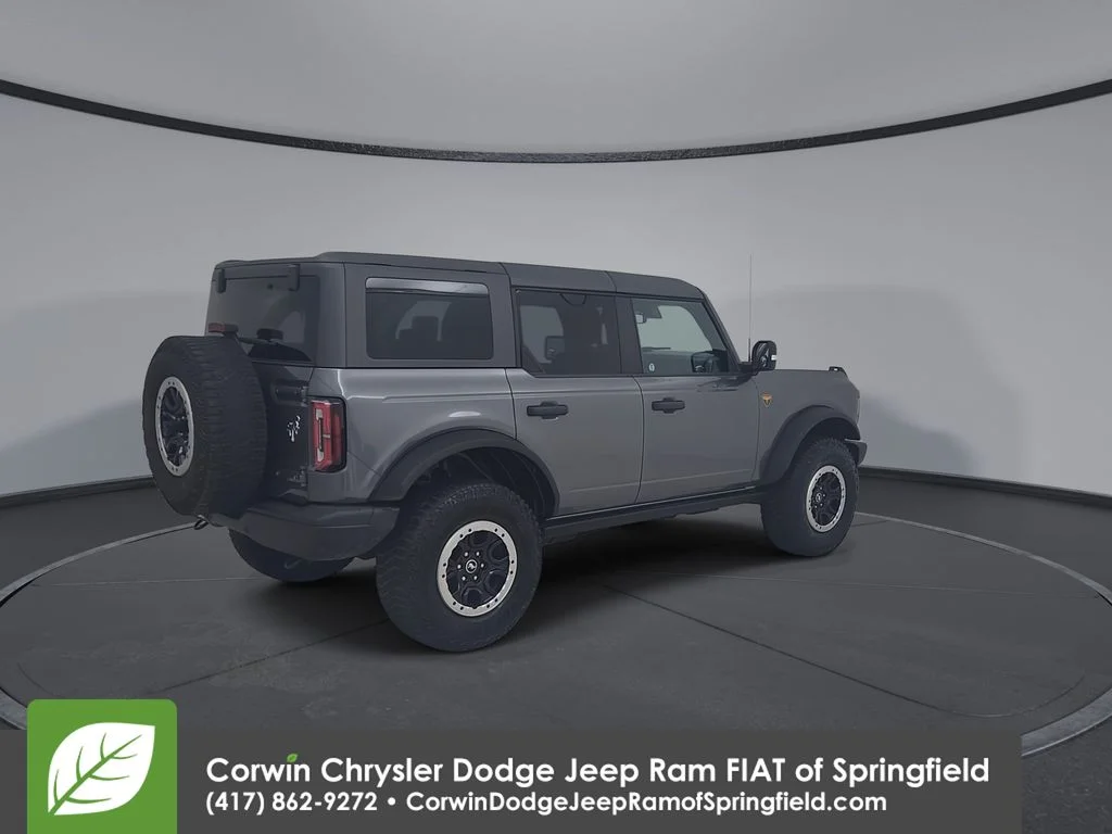 Used 2023 Gray Ford Badlands image 15