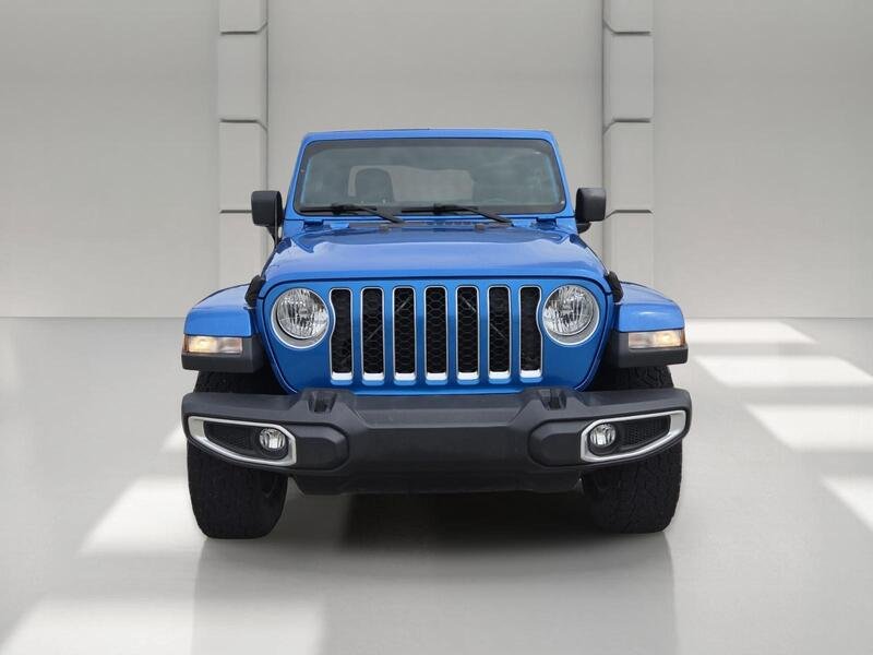 Certified Used 2020 Hydro Blue Pearlcoat JEEP OVERLAND 4X4 image 8
