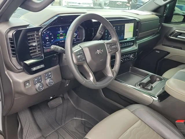 2025 Chevrolet Silverado 2500HD ZR2 - Photo 23