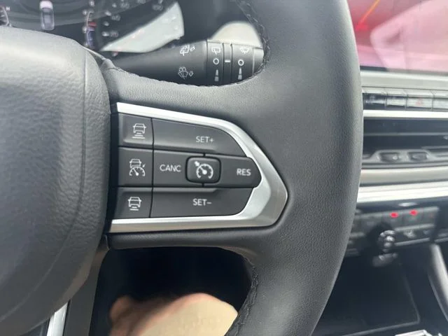 Used 2024 White Jeep Limited image 29