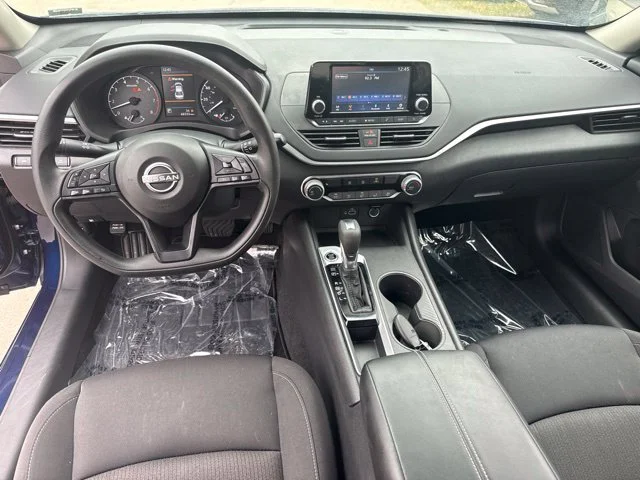 Used 2023 Blue Nissan 2.5 S image 18