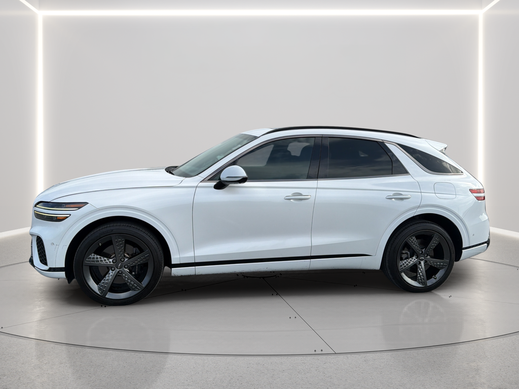 Used 2022 White Genesis 3.5T Sport image 13