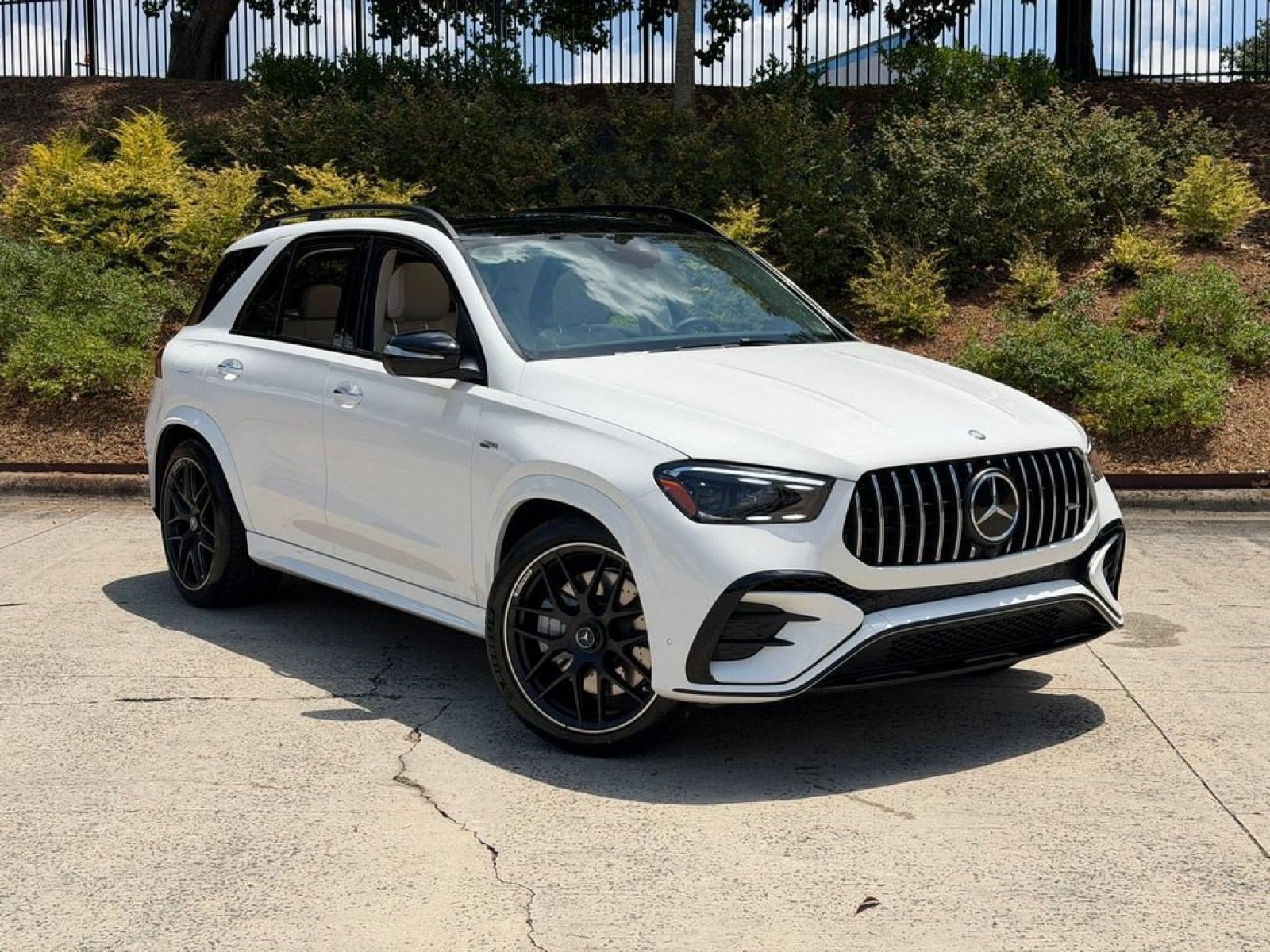 Used 2026 Polar White Mercedes-Benz AMG® 53 4MATIC+ image 2