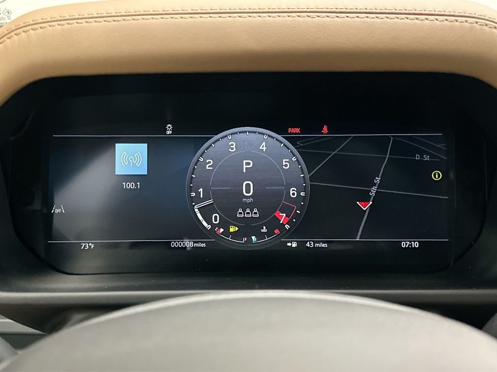 New 2026 Santorini Black Land Rover X-Dynamic SE image 16