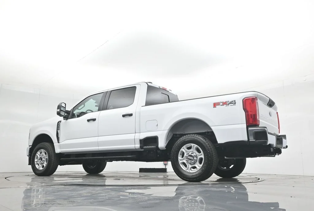 2026 Ford F-250 XL 4x4 Crew Cab 6-3/4' Box's photo