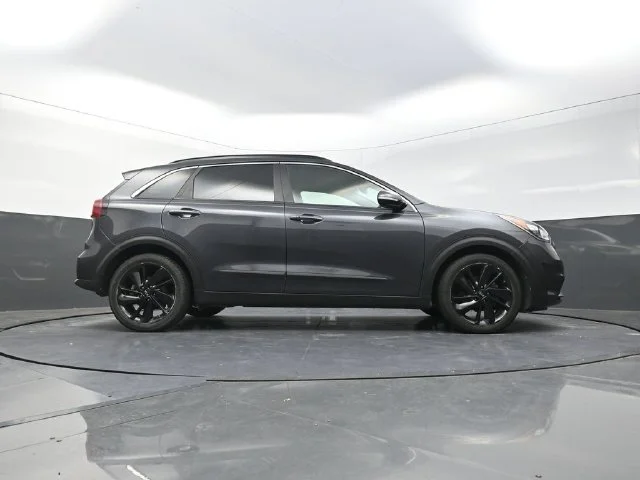 Used 2018 Gray Kia EX image 38