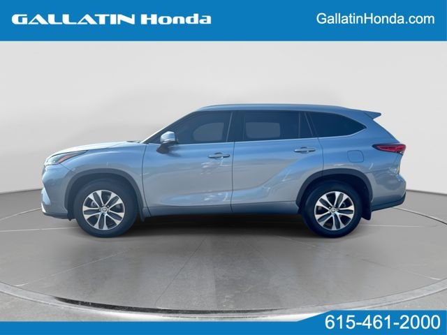 2022 Toyota Highlander XLE AWD
